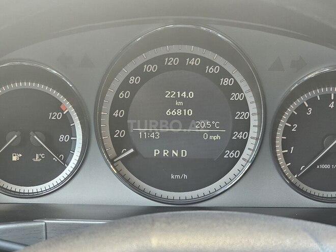 Mercedes  2010, 66,810 km - 3.0 l - Bakı