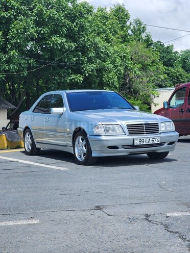 Mercedes C 240 1998, 220,000 km - 2.4 l - Zaqatala