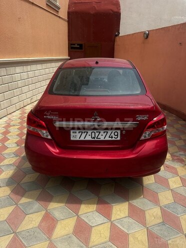 Mitsubishi Mirage 2018, 144,000 km - 1.2 л - Bakı