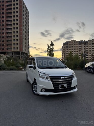 Toyota Noah 2016, 64,000 km - 1.8 l - Bakı