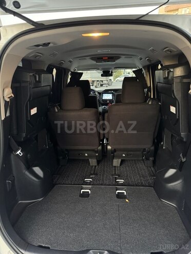 Toyota Noah 2016, 64,000 km - 1.8 l - Bakı