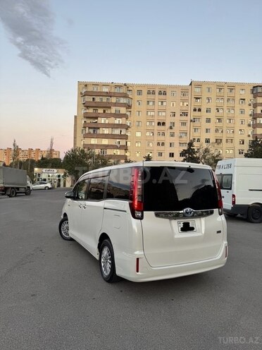 Toyota Noah 2016, 64,000 km - 1.8 l - Bakı