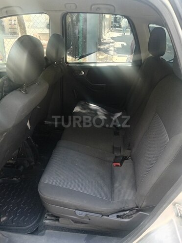 Opel Meriva-6