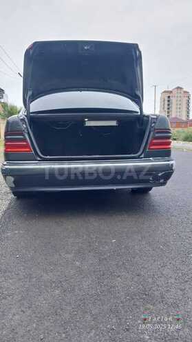 Mercedes E 220 d 1999, 460,000 km - 2.2 л - Masallı