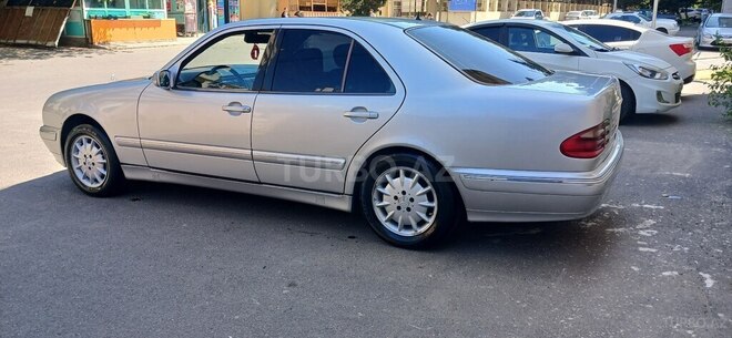 Mercedes E 220 d 1999, 450,000 km - 2.2 l - Bakı