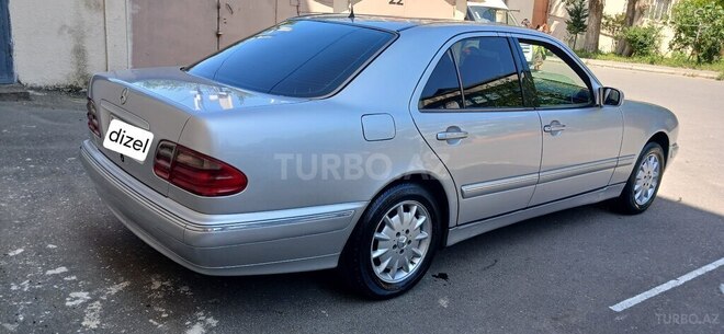 Mercedes E 220 d 1999, 450,000 km - 2.2 l - Bakı