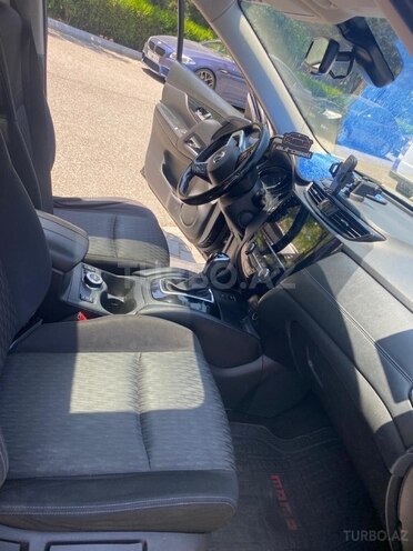 Nissan X-Trail 2017, 180,500 km - 2.5 l - Bakı