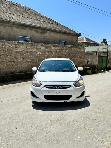 Hyundai Accent 2013, 225,000 km - 1.6 l - Bakı