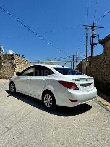 Hyundai Accent 2013, 225,000 km - 1.6 l - Bakı