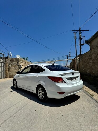 Hyundai Accent 2013, 225,000 km - 1.6 l - Bakı
