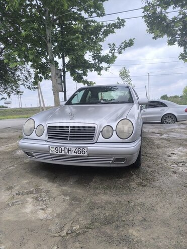 Mercedes E 280 1998, 163,585 km - 2.8 l - Bərdə