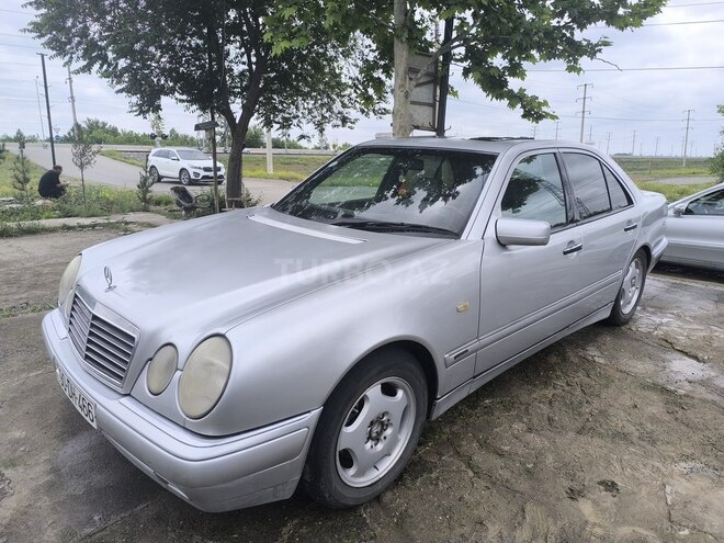 Mercedes E 280 1998, 163,585 km - 2.8 l - Bərdə