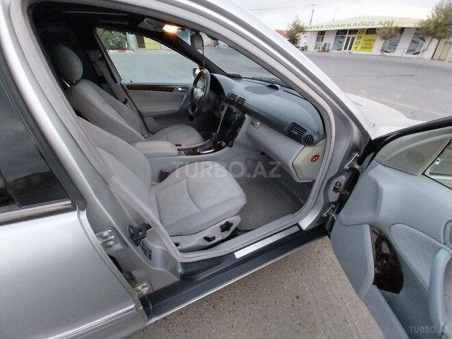Mercedes C 240 2002, 325,000 km - 2.6 l - Bakı