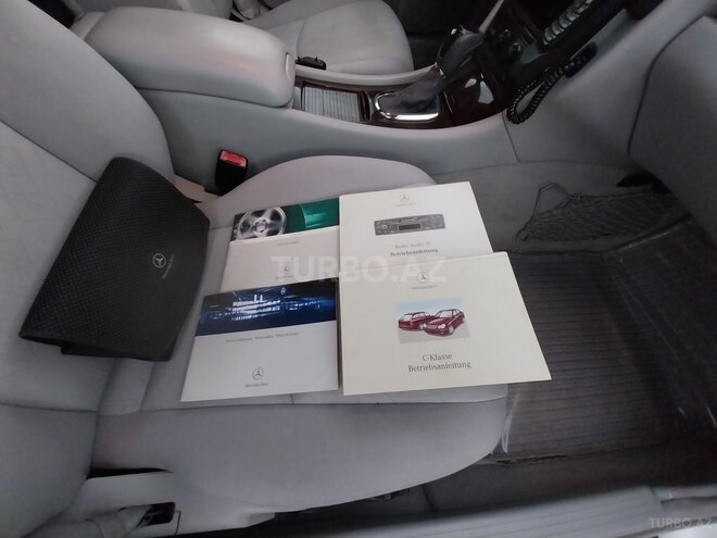 Mercedes C 240 2002, 325,000 km - 2.6 l - Bakı