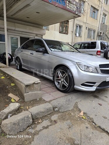 Mercedes C 300 2011, 260,000 km - 3.0 л - Bakı