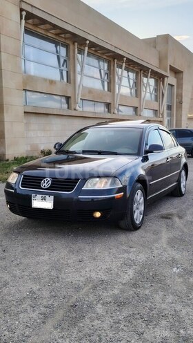 Volkswagen Passat 2003, 225,213 km - 1.8 l - Bakı