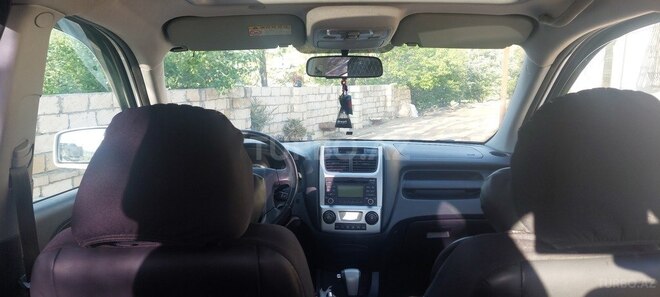 Kia Sportage 2009, 155,000 km - 2.0 л - Yardımlı