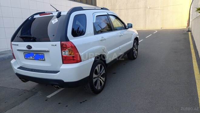 Kia Sportage 2009, 155,000 km - 2.0 л - Yardımlı