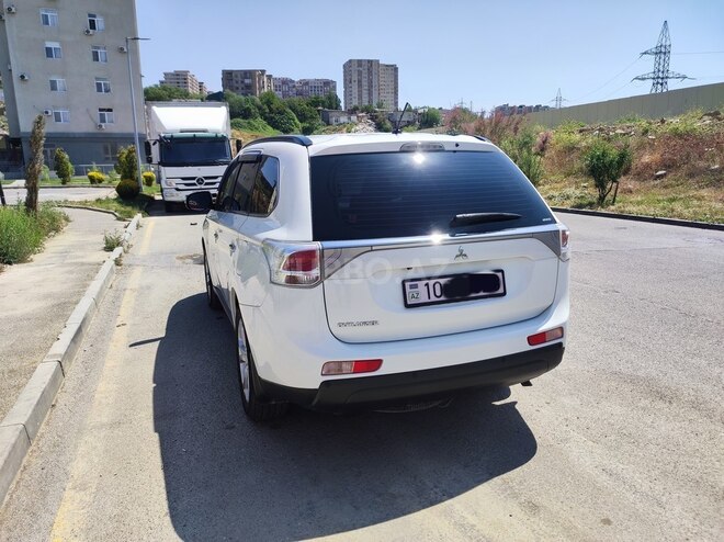 Mitsubishi Outlander 2014, 108,000 km - 2.4 l - Bakı
