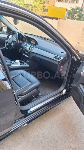 Mercedes E 220 d 2014, 177,976 km - 2.2 л - Bakı