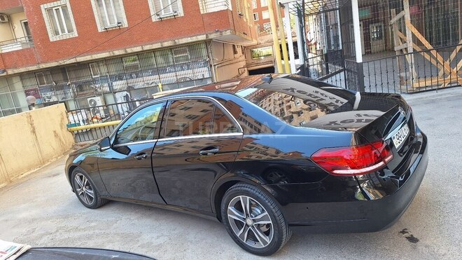 Mercedes E 220 d 2014, 177,976 km - 2.2 л - Bakı