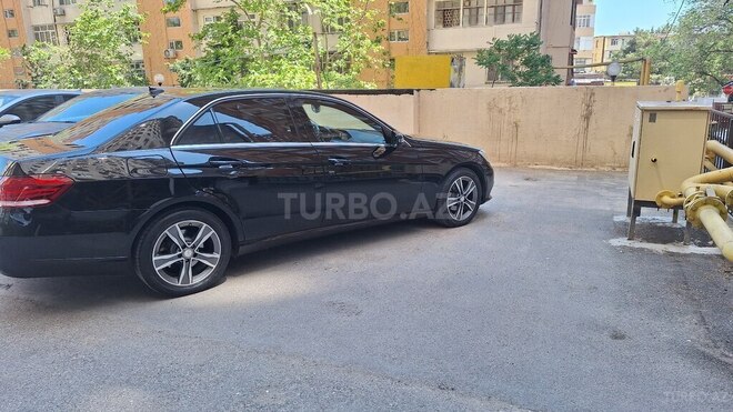 Mercedes E 220 d 2014, 177,976 km - 2.2 л - Bakı