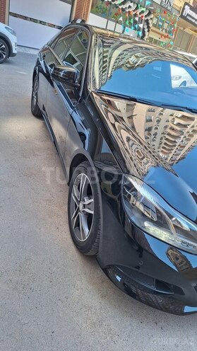 Mercedes E 220 d 2014, 177,976 km - 2.2 л - Bakı
