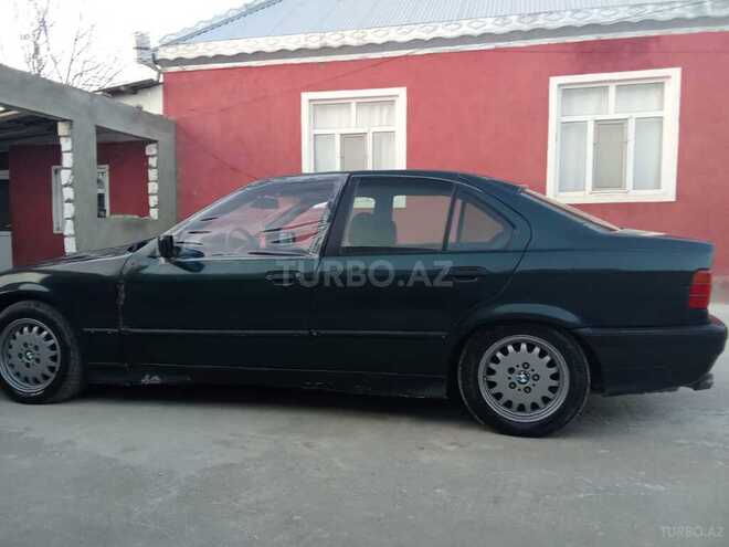 BMW 320 1993, 280,000 km - 2.0 l - Ağstafa