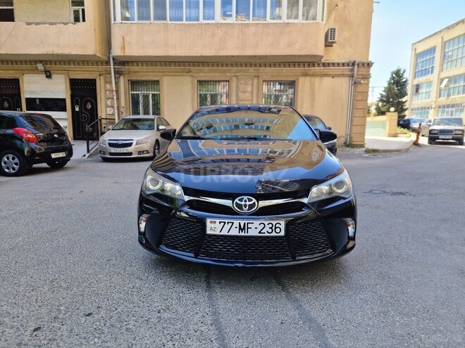 Toyota Camry-1