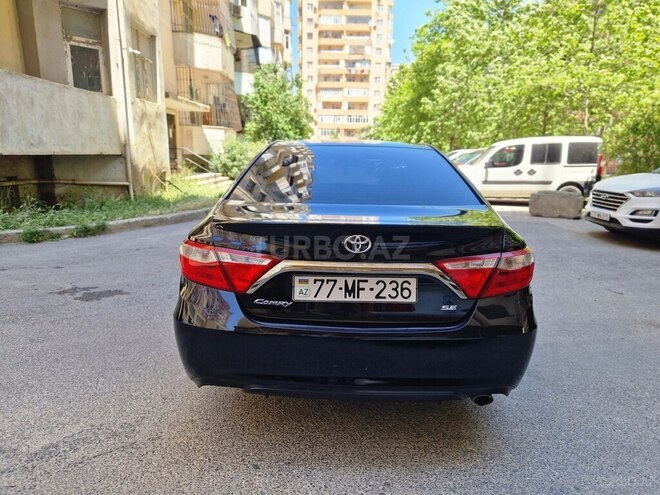 Toyota Camry-6