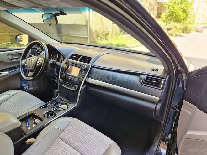 Toyota Camry-10
