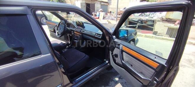 Mercedes E 200 d 1992, 722,600 km - 2.0 л - Bakı