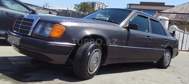 Mercedes E 200 d 1992, 722,600 km - 2.0 л - Bakı