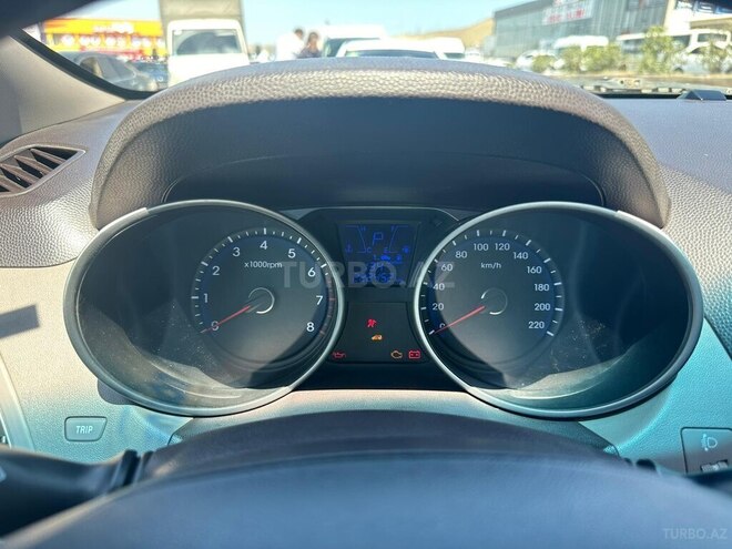 Hyundai ix35 2011, 222,000 km - 2.0 l - Bakı