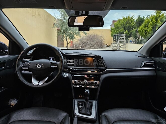 Hyundai Elantra 2019, 64,500 km - 1.6 l - Bakı