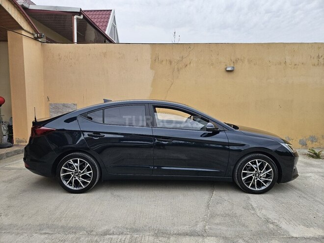 Hyundai Elantra 2019, 64,500 km - 1.6 l - Bakı