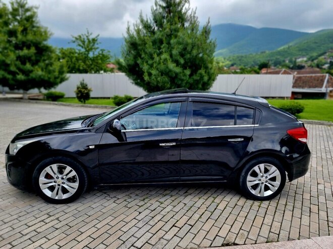 Chevrolet Cruze 2013, 260,000 km - 1.8 л - Şəki