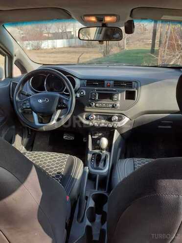 Kia Rio 2013, 270,000 km - 1.4 l - Naxçıvan