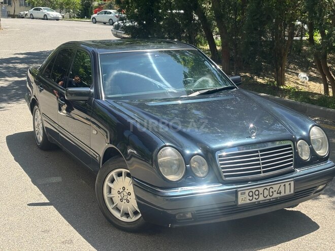 Mercedes E 240 1997, 318,000 km - 2.4 l - Bakı