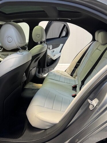 Mercedes C 300 2018, 85,000 km - 2.0 l - Bakı