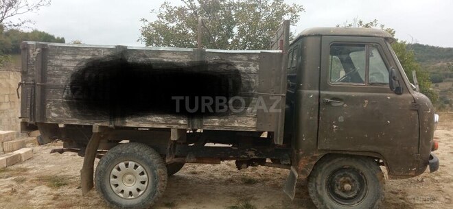 UAZ 3303 1990, 96,000 km - 2.5 l - Qusar