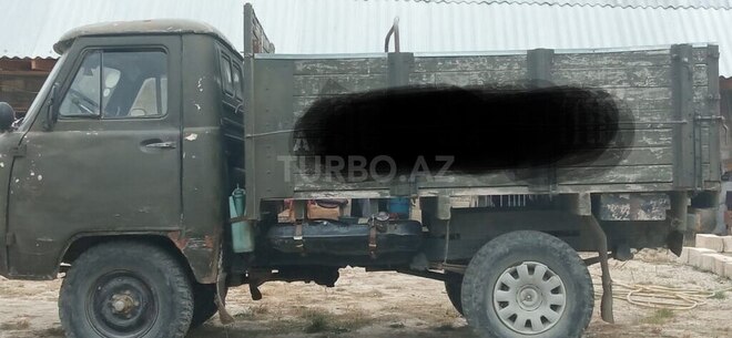 UAZ 3303 1990, 96,000 km - 2.5 l - Qusar