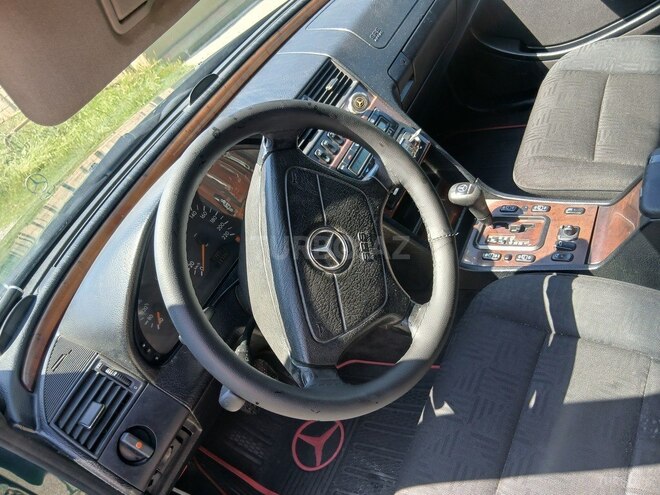 Mercedes C 220 d 1999, 333,000 km - 2.2 l - Bakı
