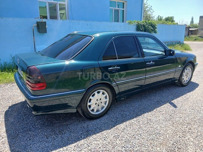 Mercedes C 220 d 1999, 333,000 km - 2.2 l - Bakı