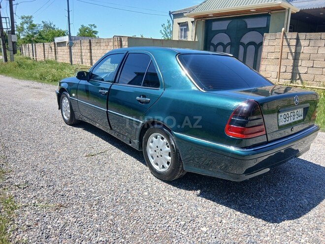 Mercedes C 220 d 1999, 333,000 km - 2.2 l - Bakı
