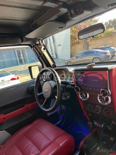 Jeep Wrangler-6