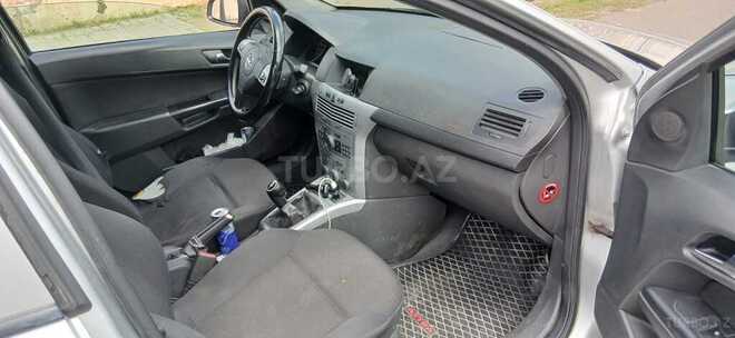 Opel Astra 2009, 253,323 km - 1.4 l - Gəncə
