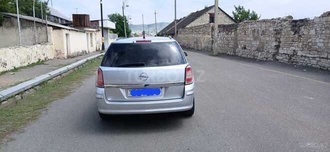 Opel Astra 2009, 253,323 km - 1.4 l - Gəncə