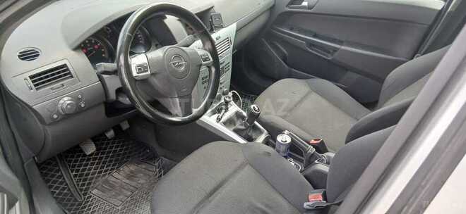 Opel Astra 2009, 253,323 km - 1.4 l - Gəncə