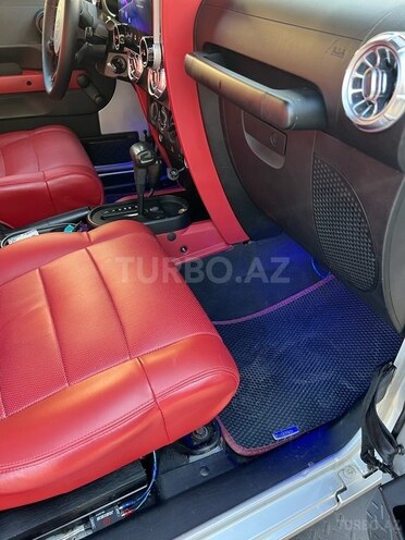 Jeep Wrangler-8